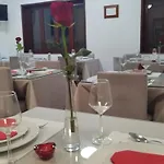 فندق Areias Claras 2*